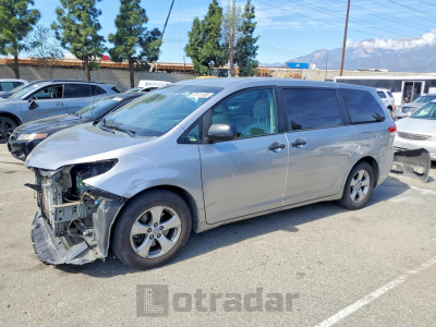 Toyota Sienna 2011 5TDZK3DC7BS001475