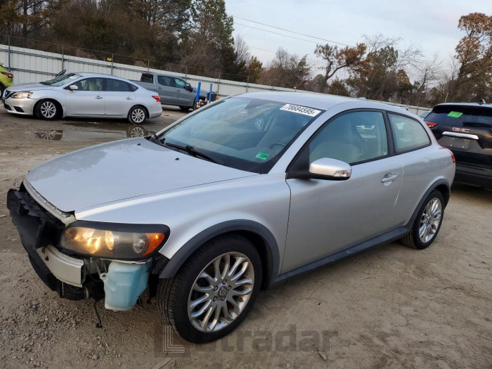 Volvo C30 2008 VIN YV1MK672X82051411