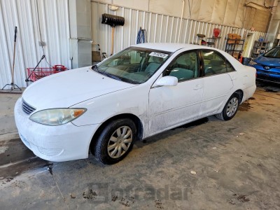 Toyota Camry 2005 4T1BE32K75U388432
