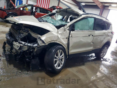 Ford Escape 2018 1FMCU9HD1JUD17241