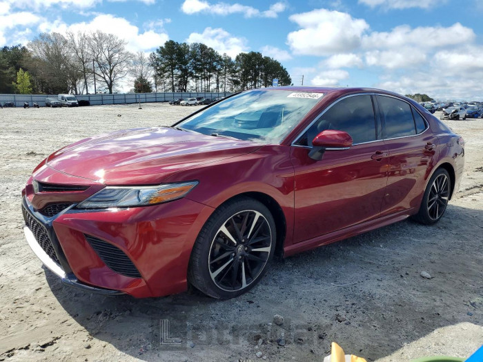 Toyota Camry 2018 VIN 4T1B61HKXJU562397