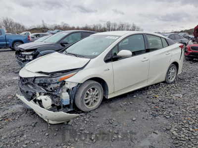 Toyota Prius 2017 JTDKARFP0H3036313