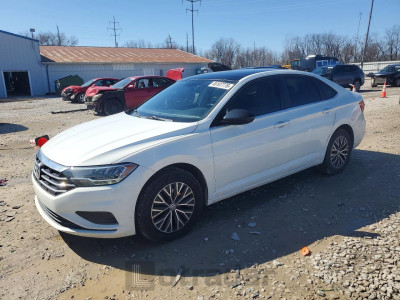 Volkswagen Jetta 2019 3VWCB7BU4KM199499