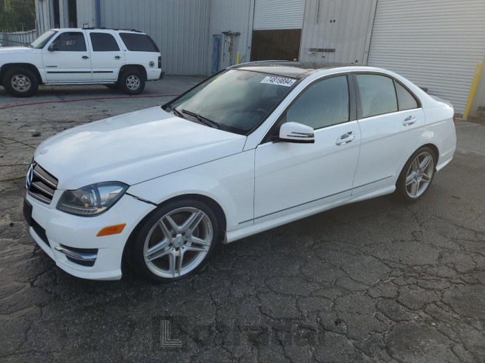 Mercedes-benz C class 2014 VIN WDDGF8AB5ER316885