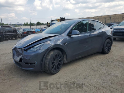 Tesla Model y 2022 7SAYGDEEXNF433928
