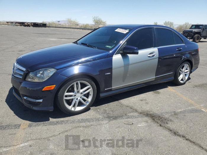 Mercedes-benz C class 2012 VIN WDDGF4HB2CR216643