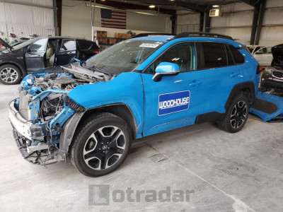 Toyota Rav4 2020 2T3J1RFV3LC097656