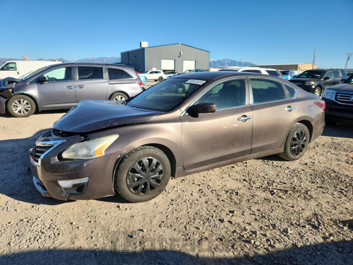 Nissan Altima 2014 VIN 1N4AL3APXEN257417