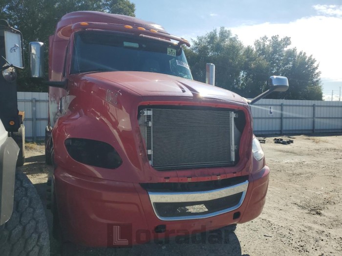 International Lt625 2018 VIN 3HSDZAPR3JN668120