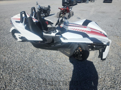 Polaris Slingshot 2019 57XAASFA0K8136119