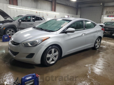 Hyundai Elantra 2013 5NPDH4AE1DH348457