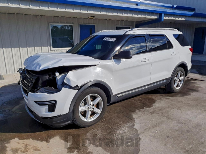 Ford Explorer 2018 VIN 1FM5K7D88JGC90758