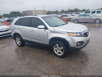 Kia Sorento 2013 5XYKT3A6XDG344486