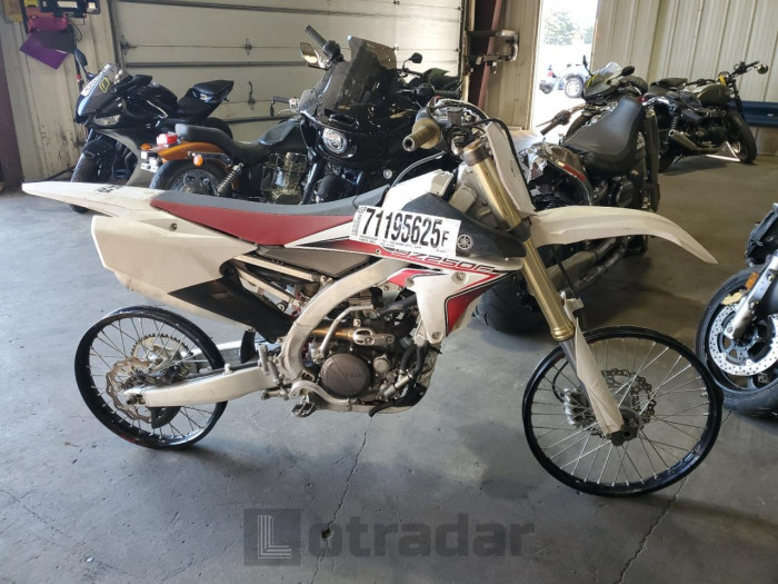 Yamaha Dirt bike 2015 VIN JYACG34C8FA013818