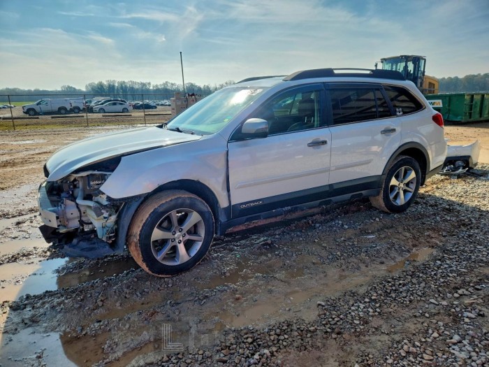 Subaru Outback 2014 VIN 4S4BRBPC8E3324907