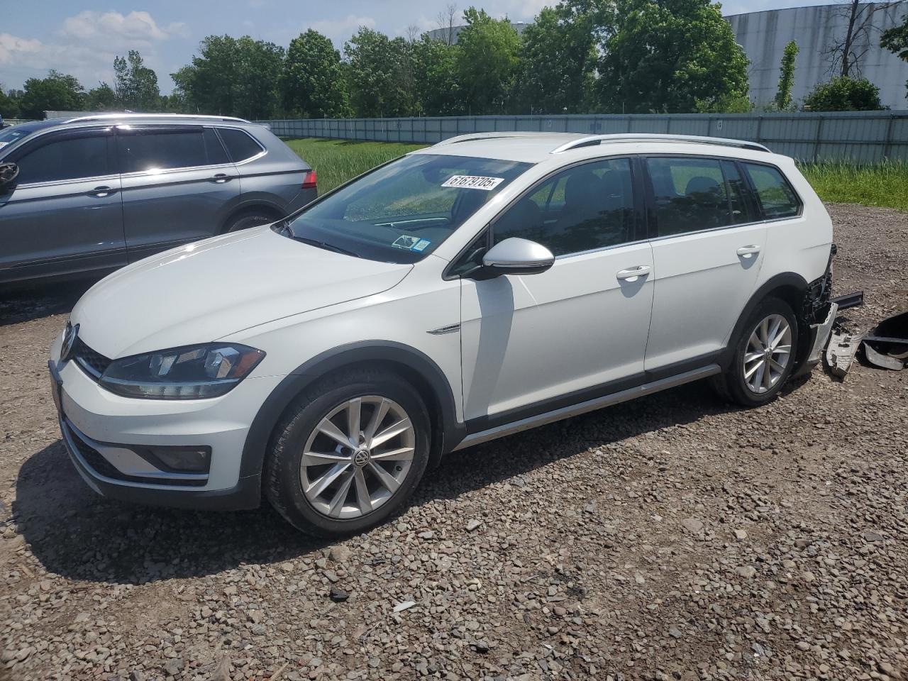 VOLKSWAGEN GOLF 2019 3VWM17AU4KM523205