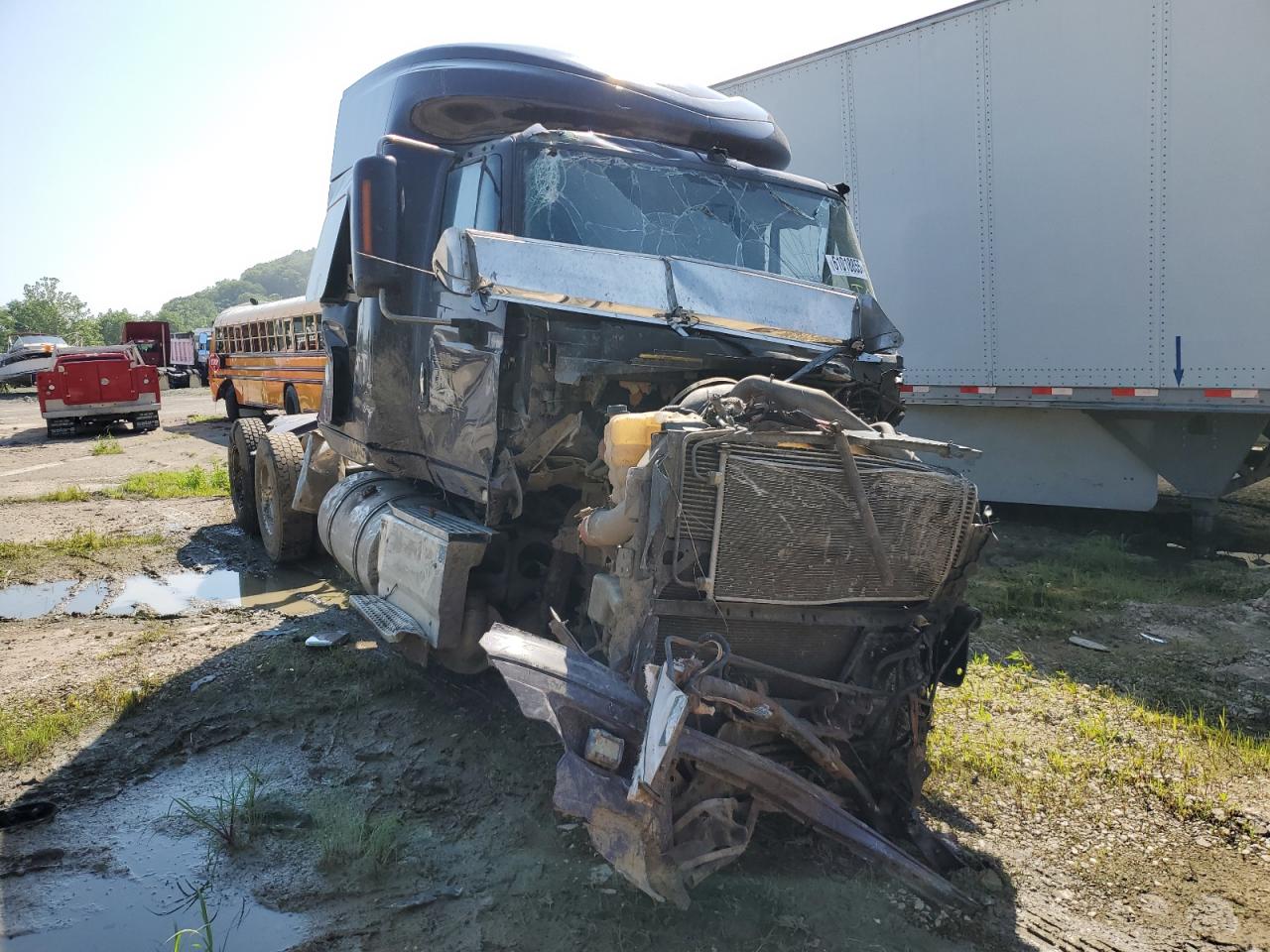 INTERNATIONAL ALL Models 2016 3HSDJAPR6GN144752