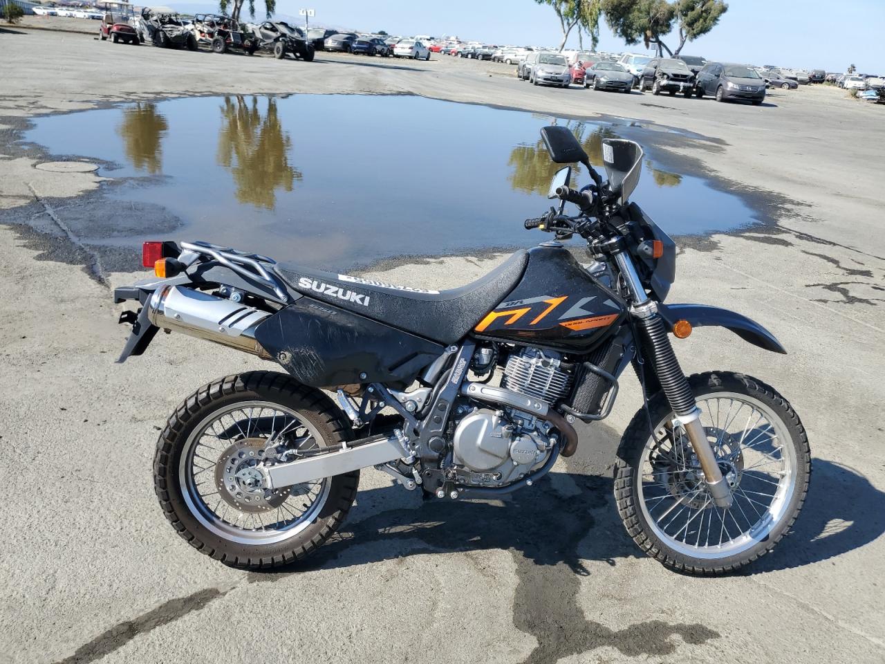 SIUZ DR650SE 2024 JS1SP46D9R7100179