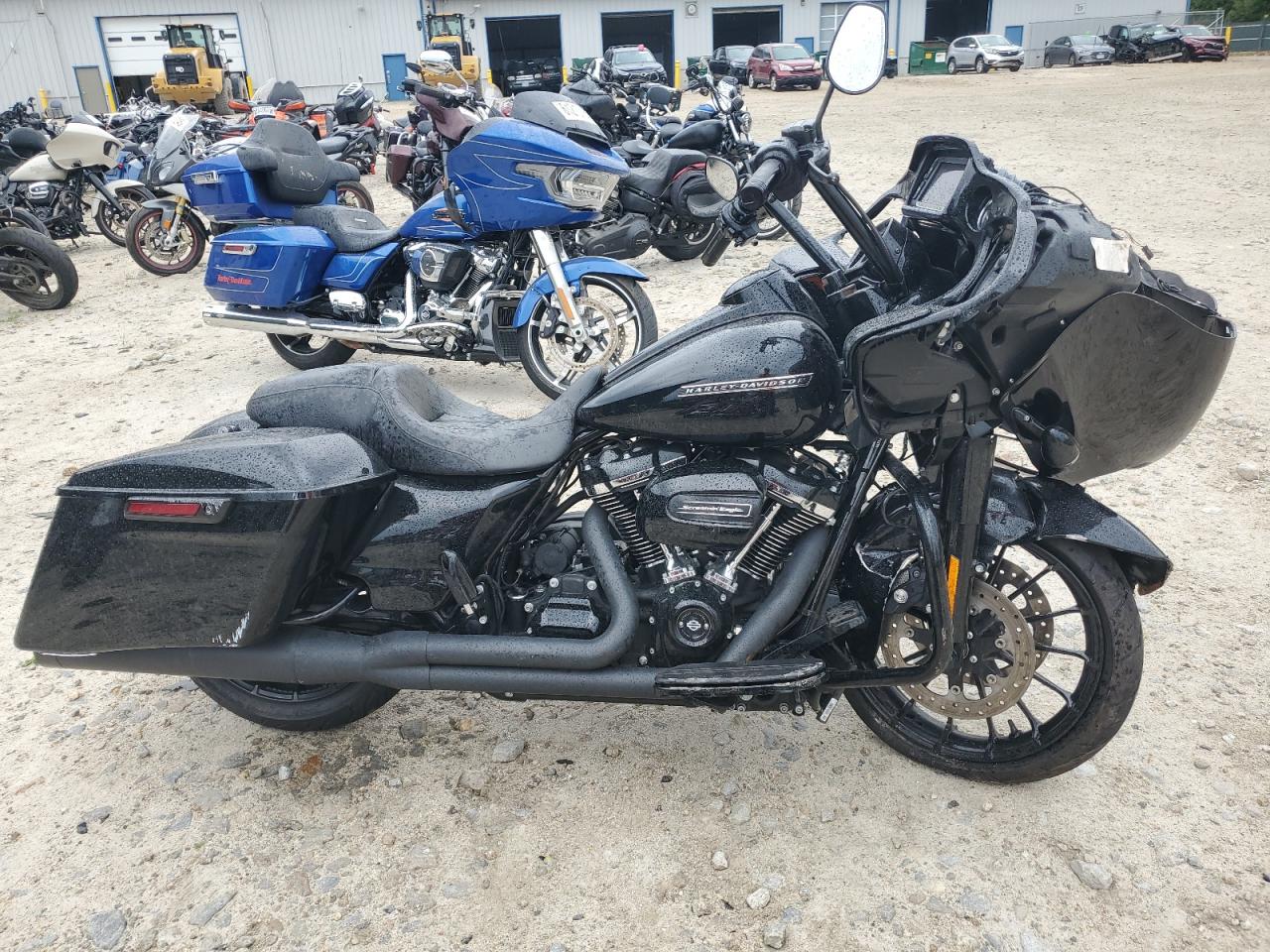 HARLEY-DAVIDSON FL 2018 1HD1KTC10JB667689