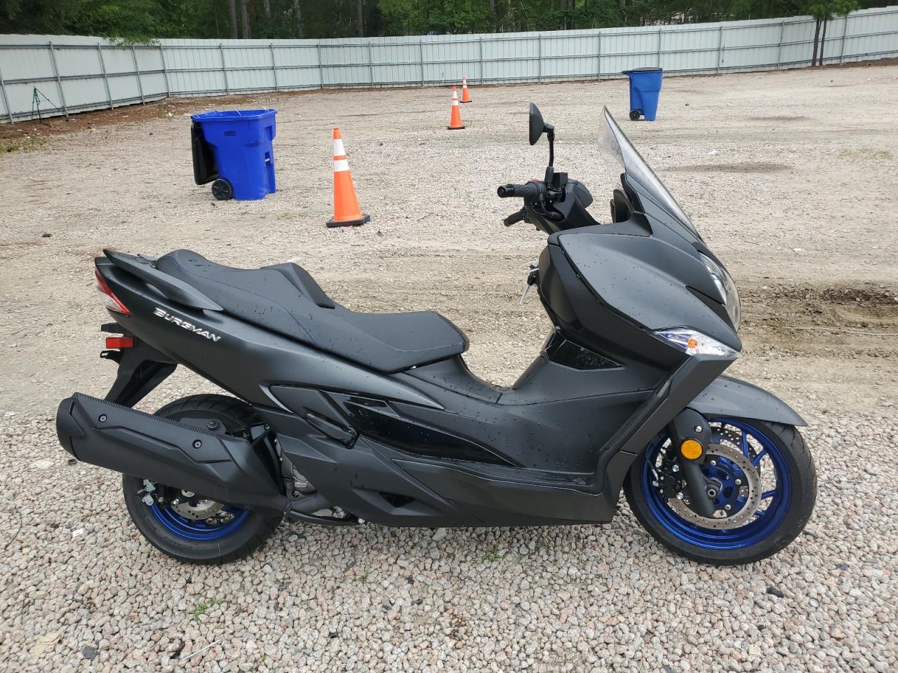SUZUKI AN400 A 2021 JS1DU11J8S7100287