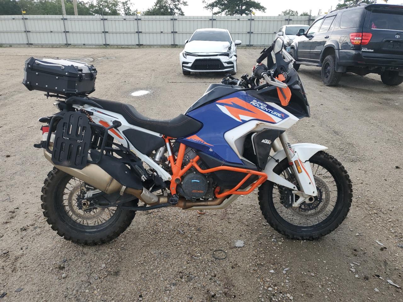KTM MOTORCYCLE 2023 VBKV59402PM966499