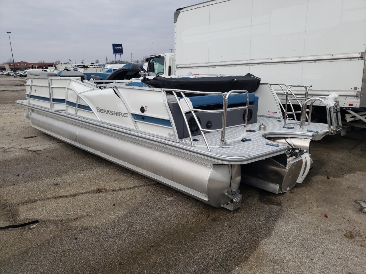 BOAT ALL MODELS 2023 VIN FRUA8266H223 photo 3