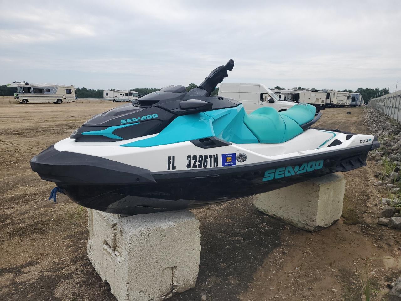 SEA-DOO 25NA GTX I 2022 VIN YDV49576A222 photo 2