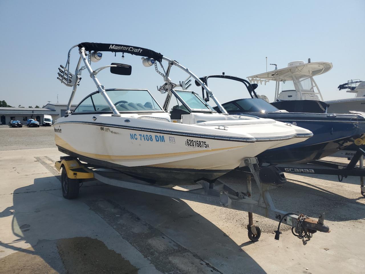 MASTERCRAFT BOAT 2009 MBCBRAA6B809