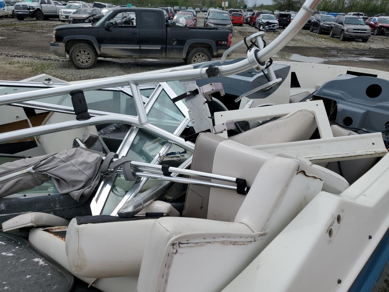 MASTERCRAFT BOAT 1994 VIN MBCUSAT5G394 photo 8