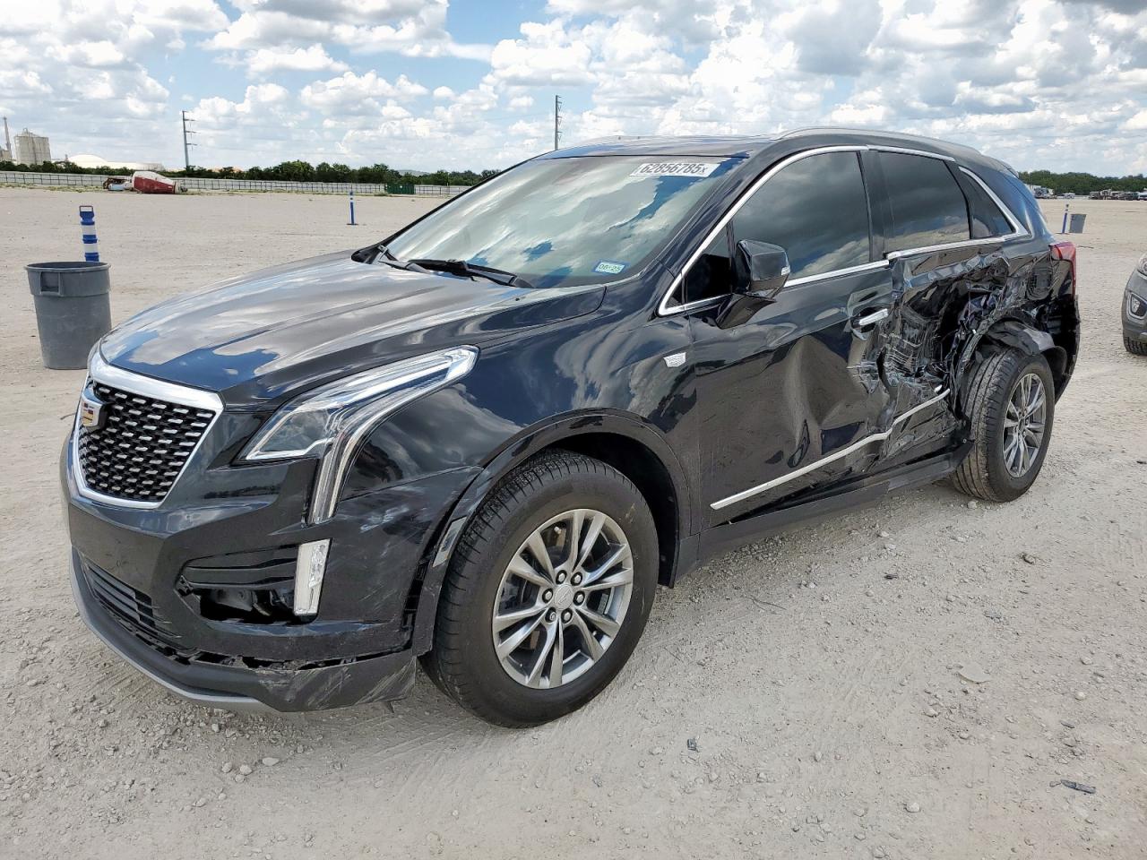 CADILLAC XT5 2021 1GYKNCRS0MZ100515