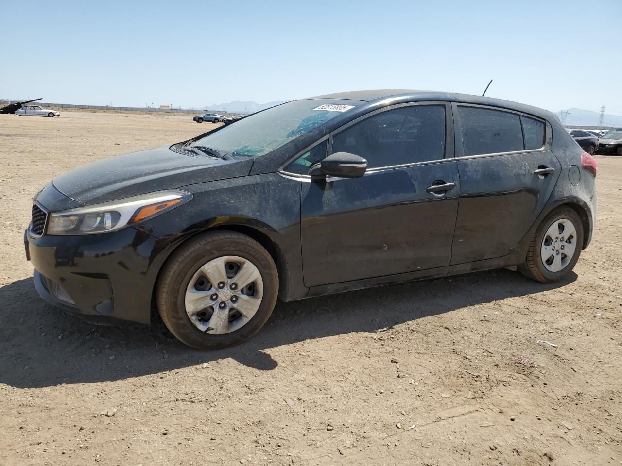 KIA FORTE 2017 KNAFK5A84H5677330