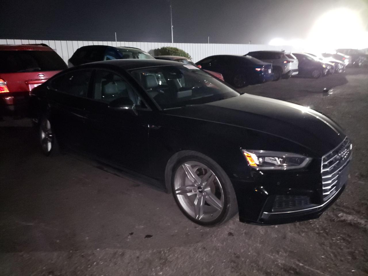 AUDI A5 2018 VIN 008132 photo 4