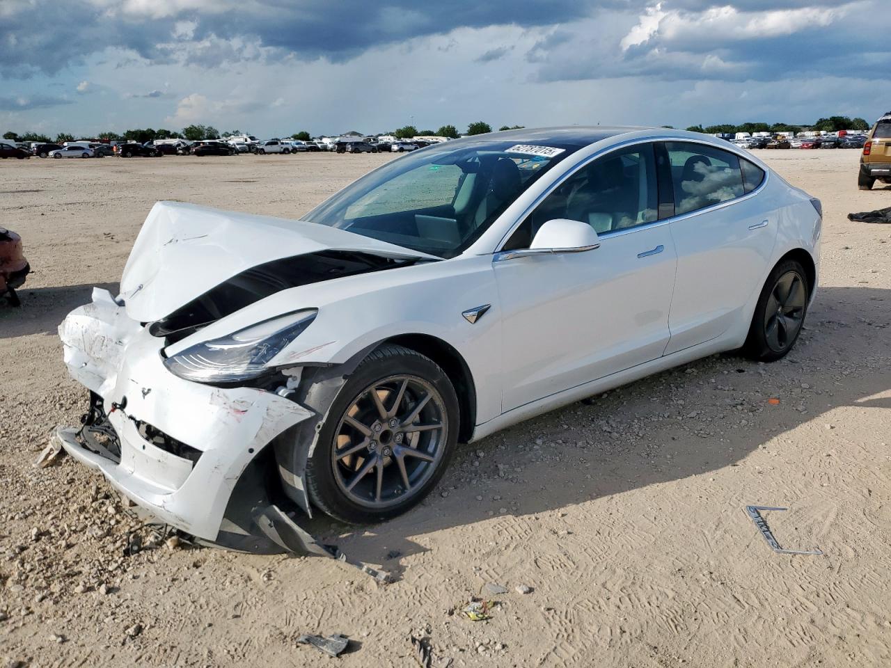 TESLA MODEL 3 2019 5YJ3E1EA2KF415928