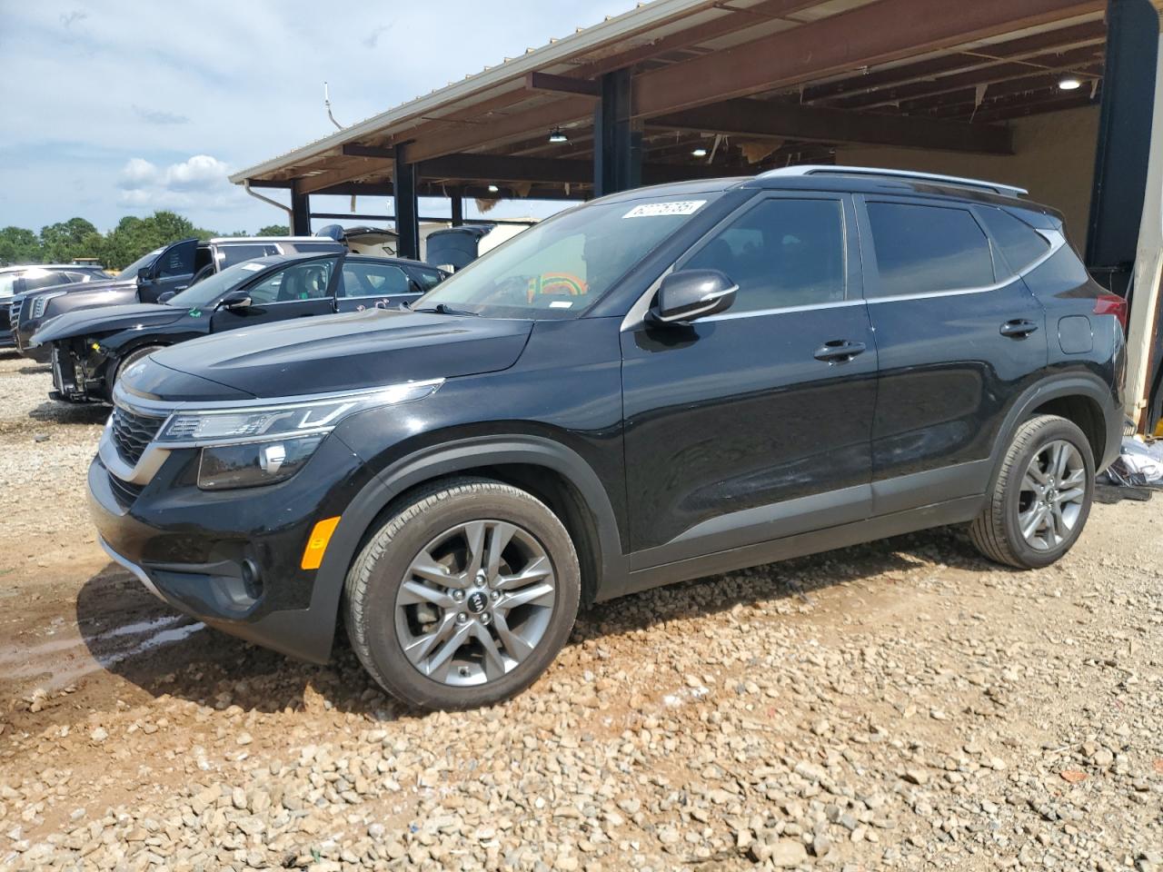 KIA SELTOS 2021 KNDEU2AAXM7110869