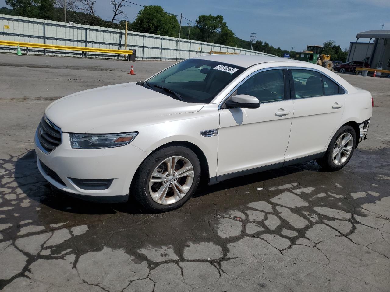 FORD TAURUS 2013 1FAHP2E82DG111287