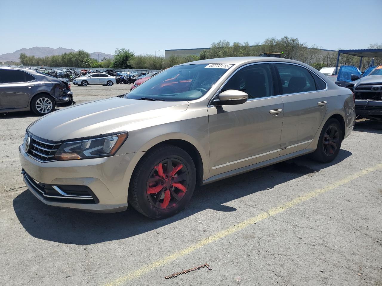VOLKSWAGEN PASSAT 2017 1VWAT7A34HC057550