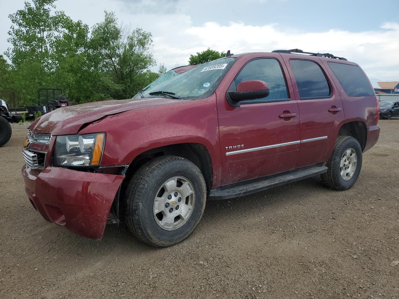 CHEVROLET TAHOE 2011 1GNSKBE03BR301469