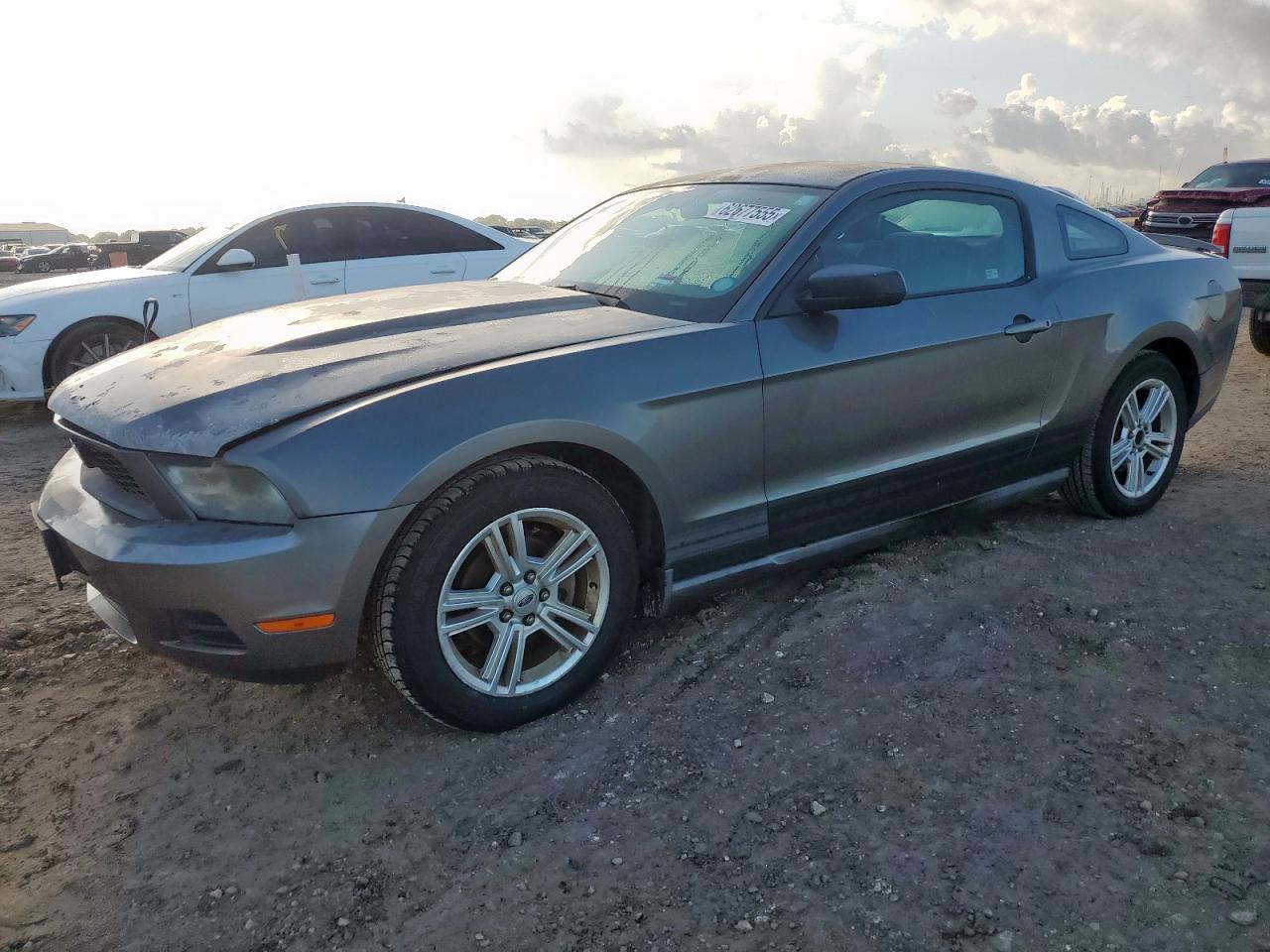 FORD ALL Models 2010 1ZVBP8AN5A5147994
