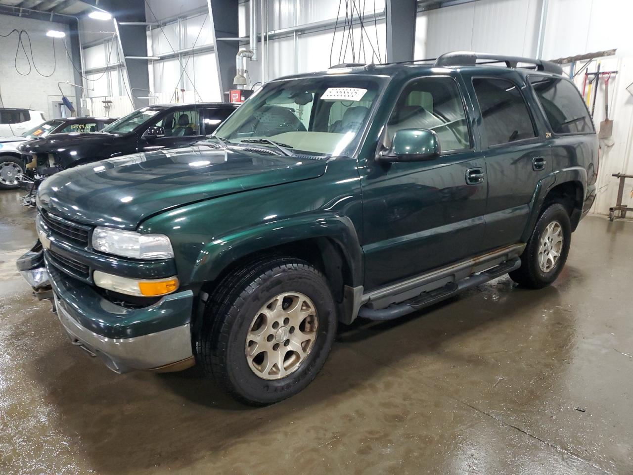 CHEVROLET TAHOE 2002 1GNEK13Z02R299012