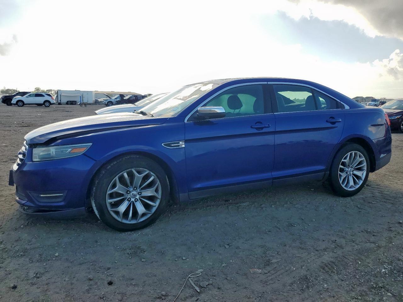 FORD TAURUS 2013 1FAHP2F8XDG146464