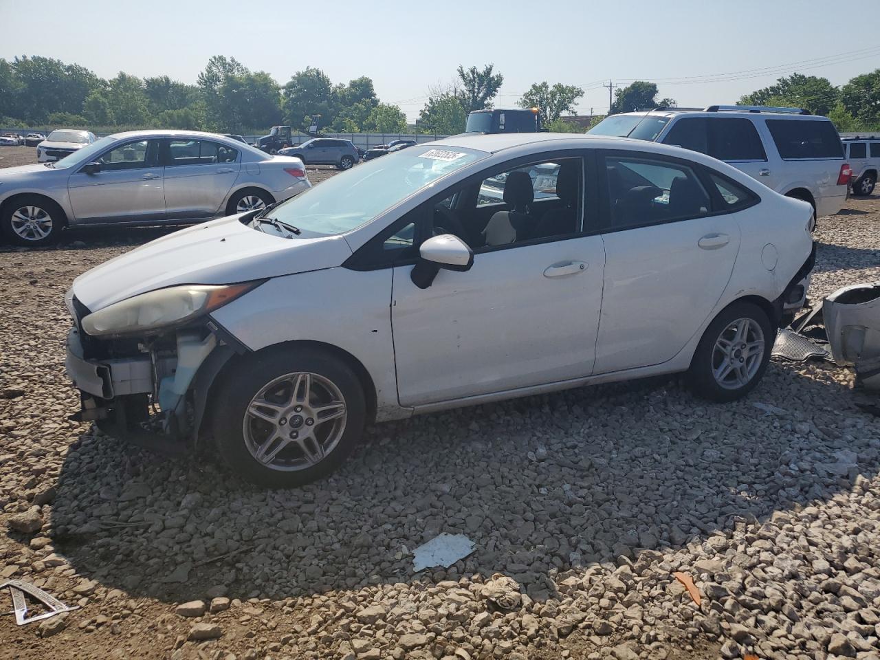 FORD FIESTA 2017 3FADP4BJ3HM135403