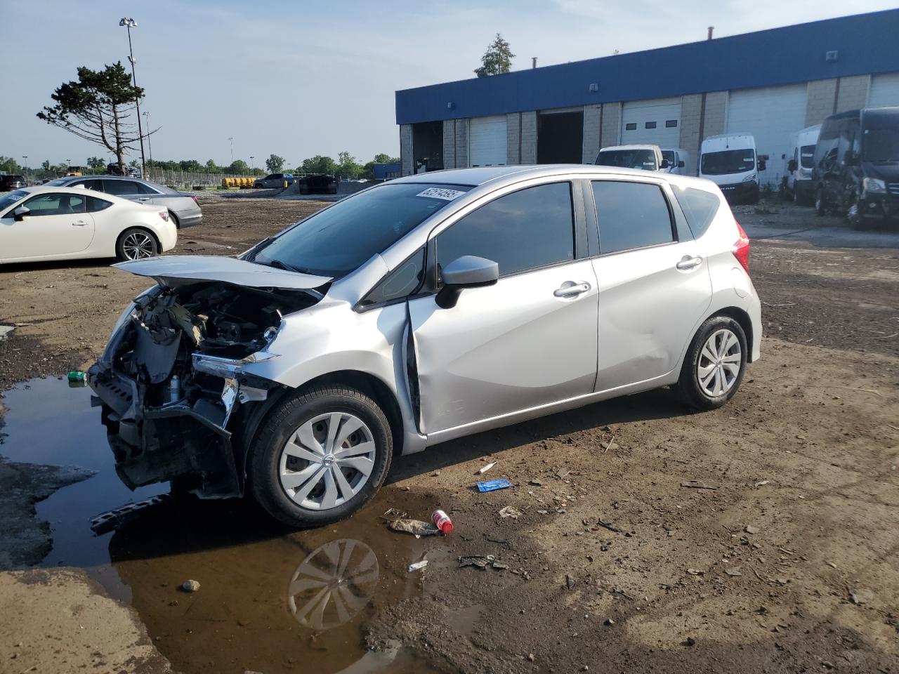 NISSAN VERSA 2019 3N1CE2CP3KL355000