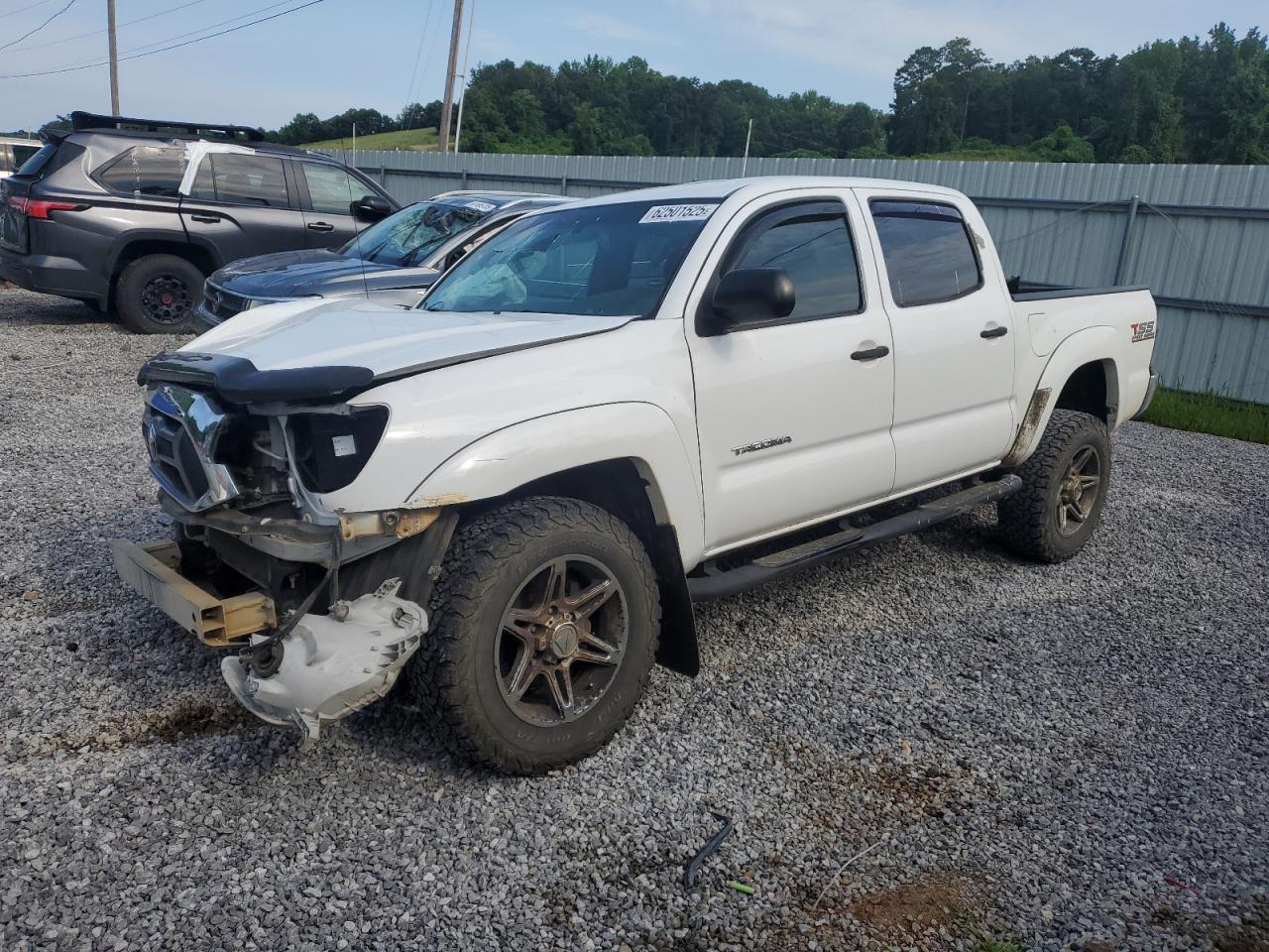 TOYOTA TACOMA 2015 5TFLU4EN3FX132165
