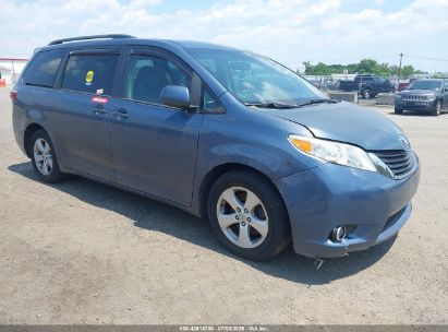 TOYOTA SIENNA 2015 5TDKK3DC1FS642029