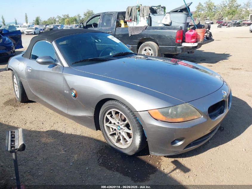 BMW Z4 2004 4USBT33504LS50684