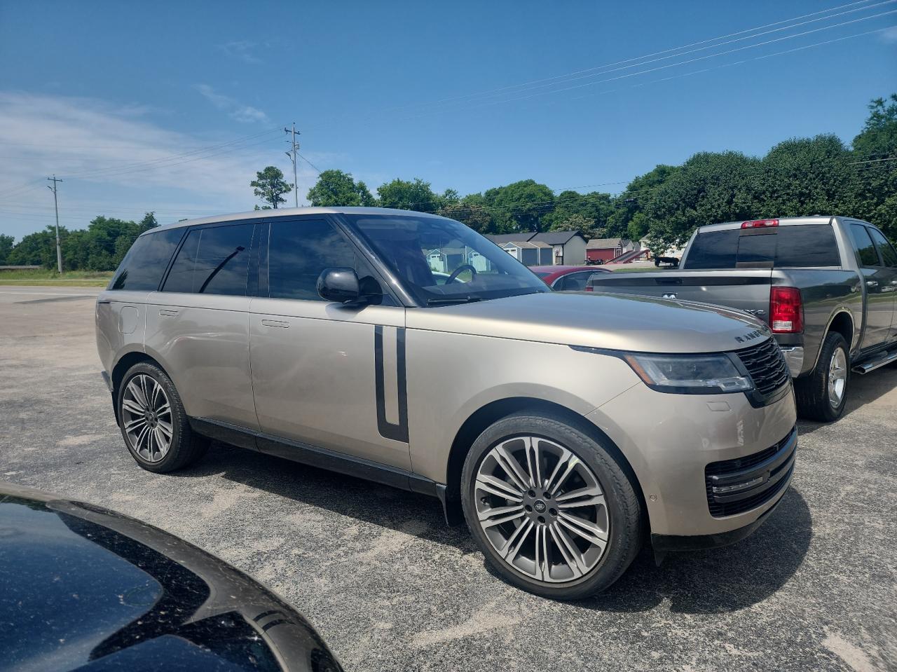 LAND ROVER RANGEROVER 2023 SALKP9FU0PA010740