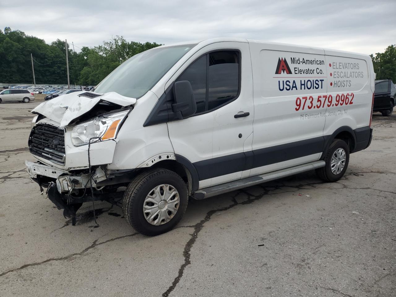 FORD TRANSIT 2019 1FTYR1YM8KKA42140