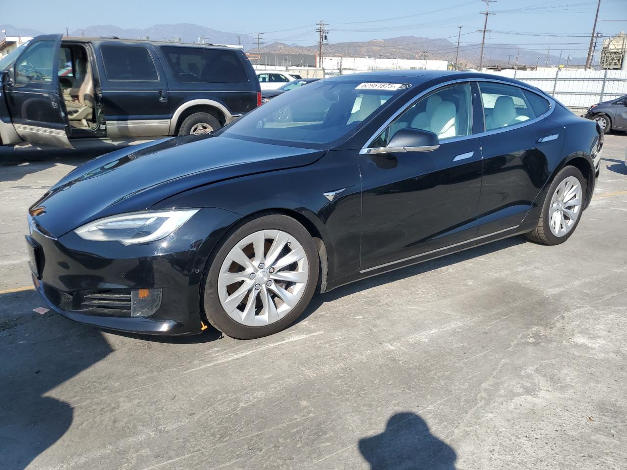 TESLA MODEL S 2017 5YJSA1E14HF209736