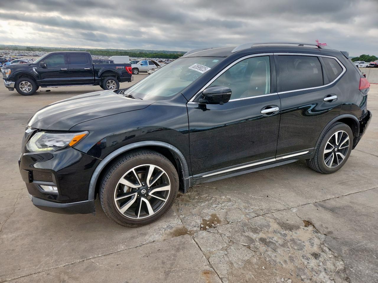 NISSAN ROGUE 2018 JN8AT2MT7JW467804