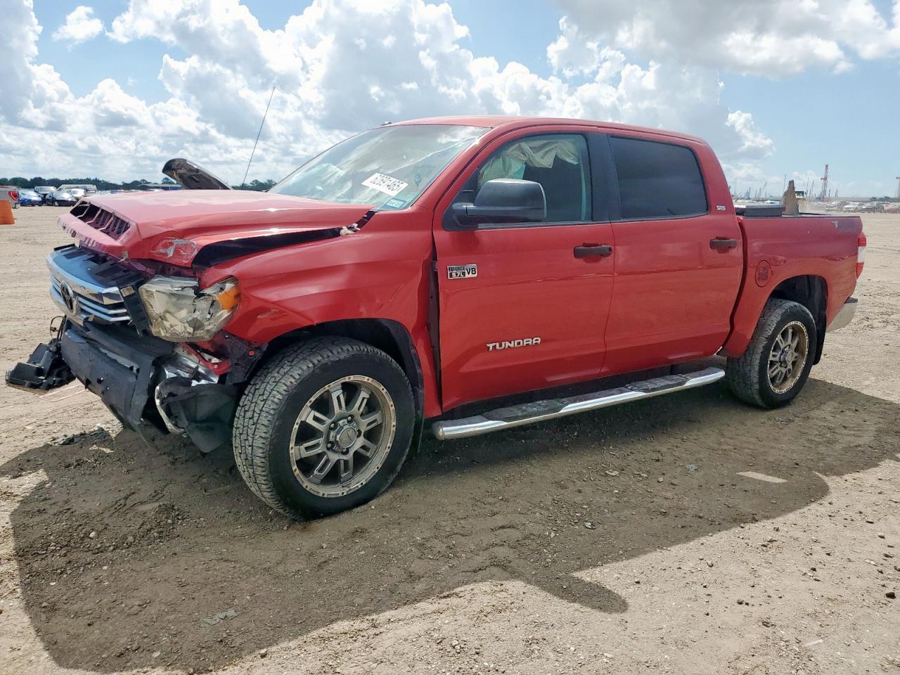 TOYOTA TUNDRA 2017 5TFDW5F19HX634083